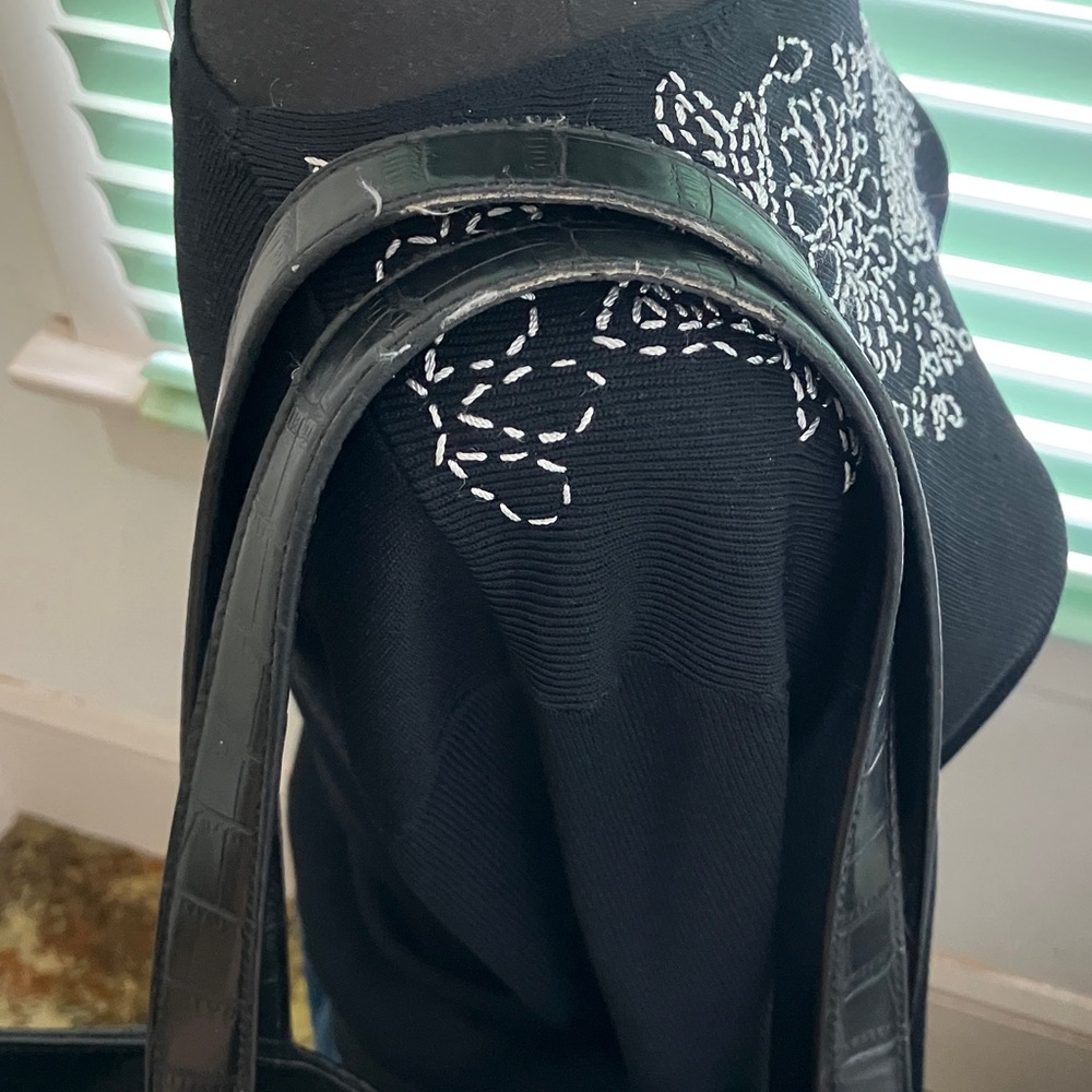 Nine West Tri-Color Tote in Black, White, and Tan - Picture 2 of 8